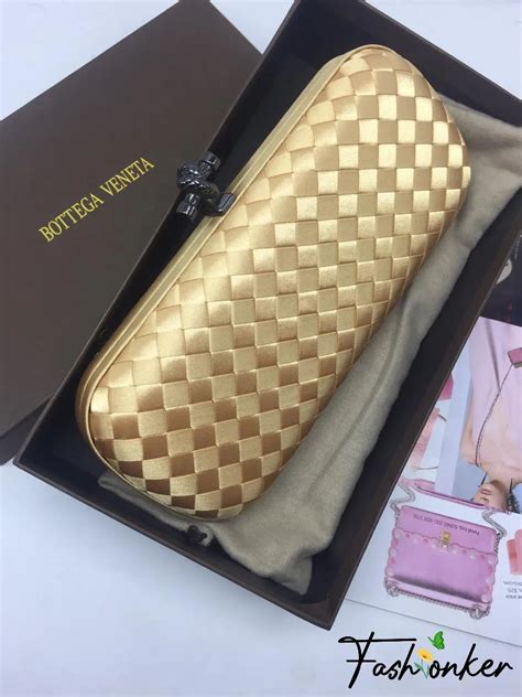 bottega veneta clutch replica pakistan